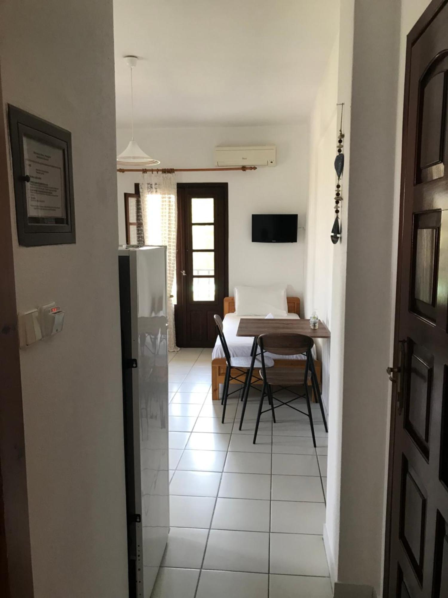 Nikos & Panagiota Lägenhet Vourvourou Exteriör bild